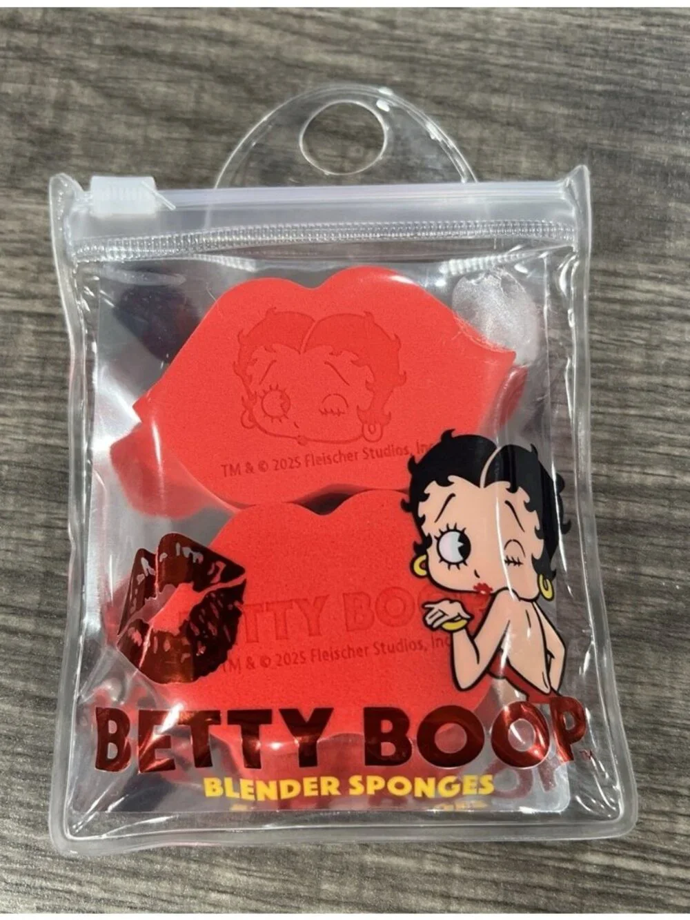 NWT New Betty Boop Makeup Blender Beauty Sponge Set 2 Piece Lip Shaped LF6